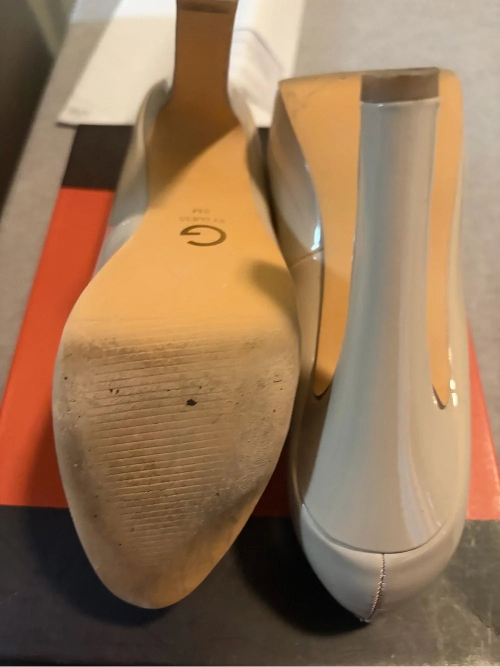 G by Guess Cream Patent Round-Toe Pumps